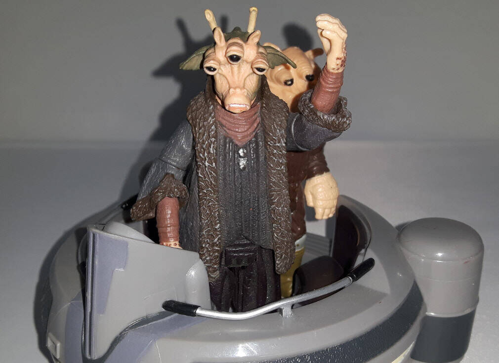Ask Aak Figure Revenge of the Sith Collection with senate pod
