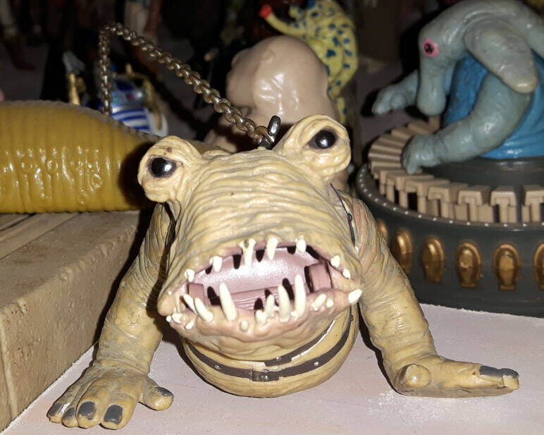 Bubo figure Jabbas Palace Court Denizens front