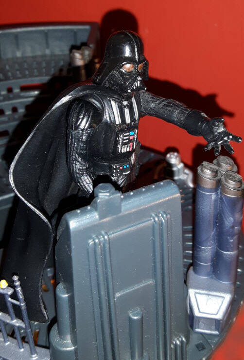 Darth Vader on Carbon Freezing Chamber playset