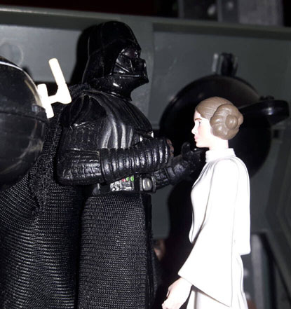 Darth Vader Figure IT-O Interrogation Droid with Saga Legends Princess Leia