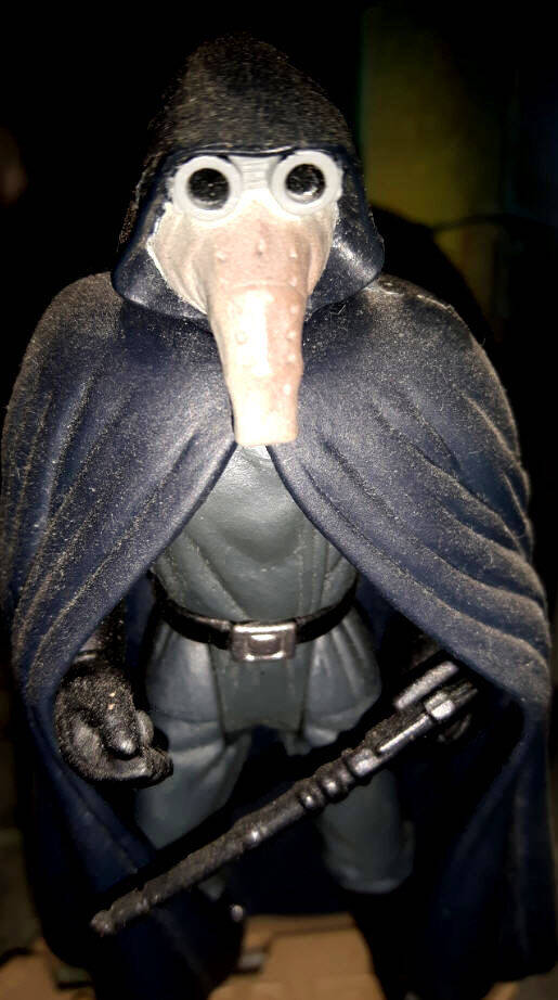 Garindan Figure Long Snoot close up