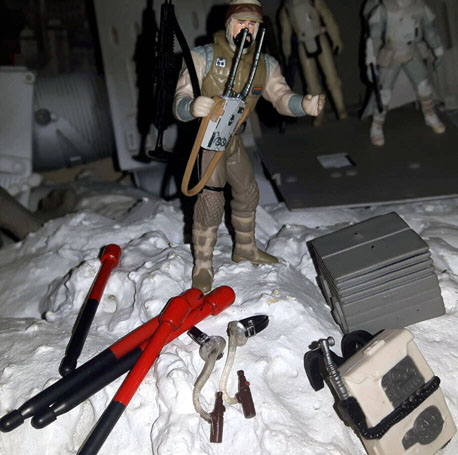 Hoth Survival Accessory Set with Hoth Rebel Trooper