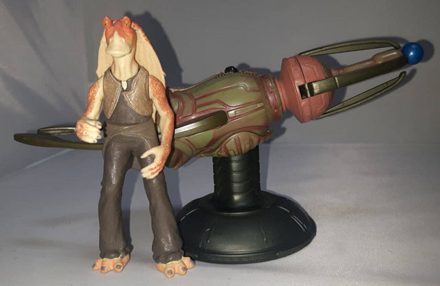 Jar Jar Binks (with Gungan Assault Cannon) front