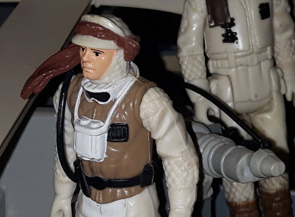 Kenner Luke Skywalker Hoth Outfit Figure close up