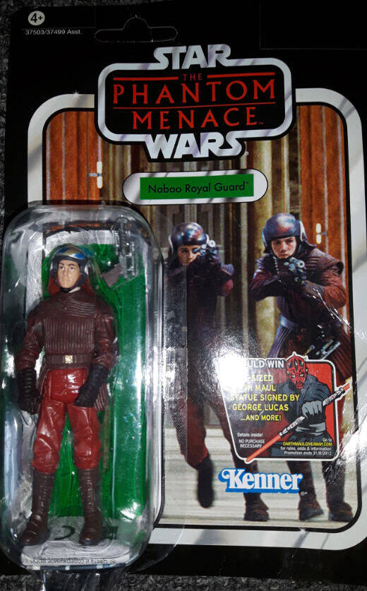 Naboo Royal Guard Figure Vintage Collection carded