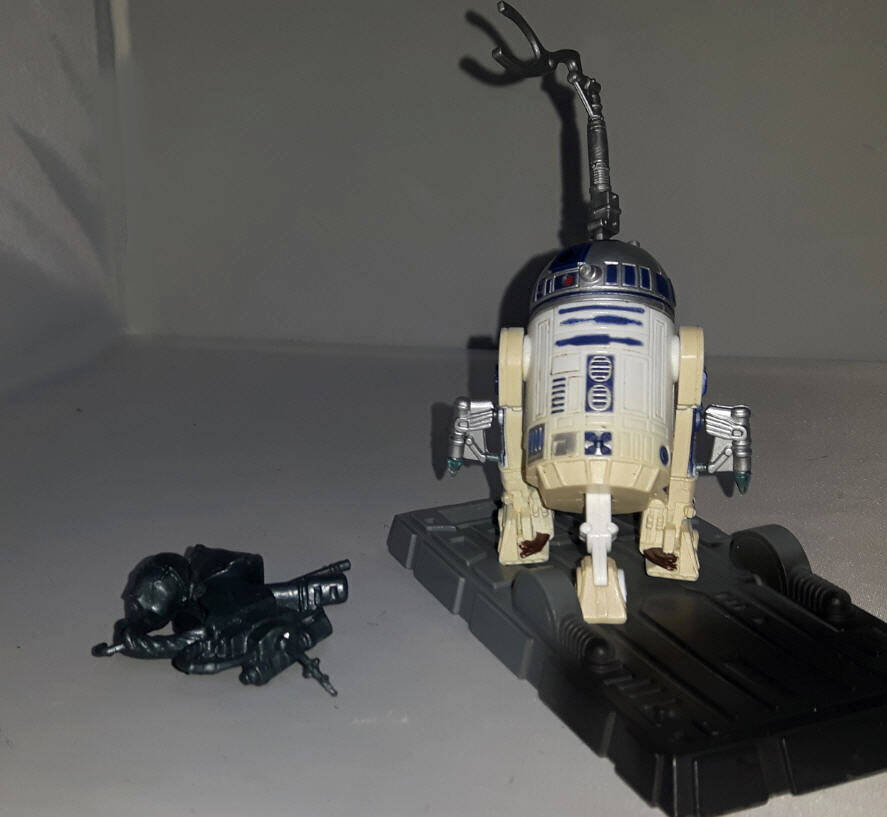 R2-D2 Droid Attack action figure complete front