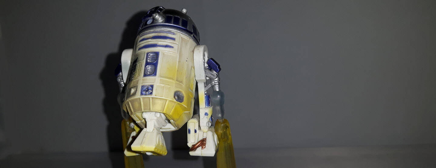 R2-D2 Figure Revenge of the Sith 30th Anniversary