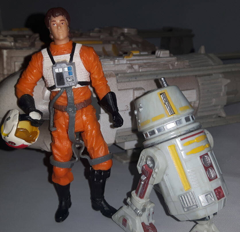 R5-F7 Figure and Y-Wing Pilot 30th Anniversary