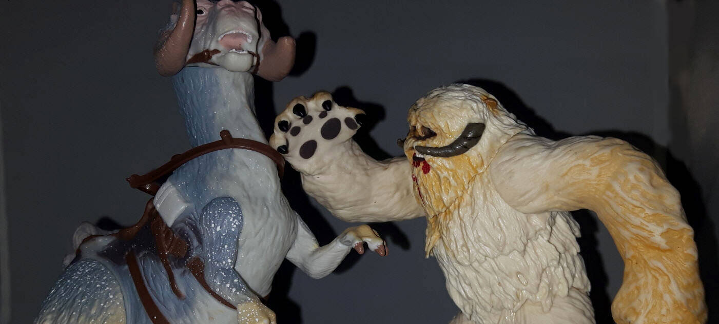 Taun Taun with Saga Series Wampa