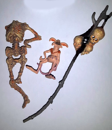 Amanaman (with Salacious Crumb) - skeleton, staff and Salacious Crumb
